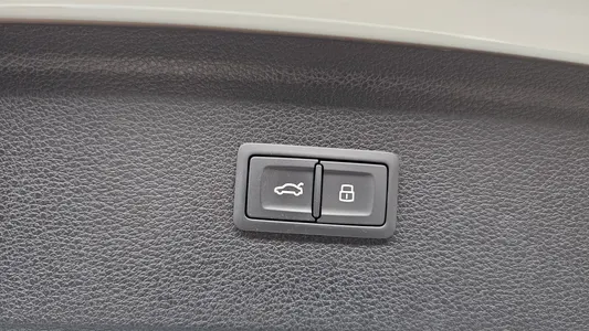 Audi Q5 (FY) 50 TDI 2020 17