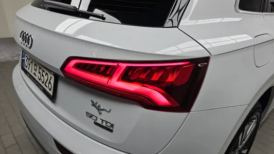 Audi Q5 (FY) 50 TDI 2020 23