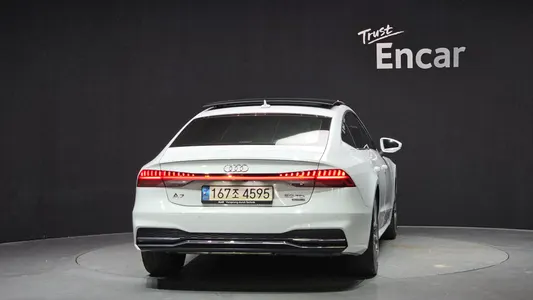 Audi A7 (4K) 50 TDI 2020 4