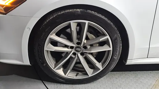 Audi A7 (4K) 50 TDI 2020 5