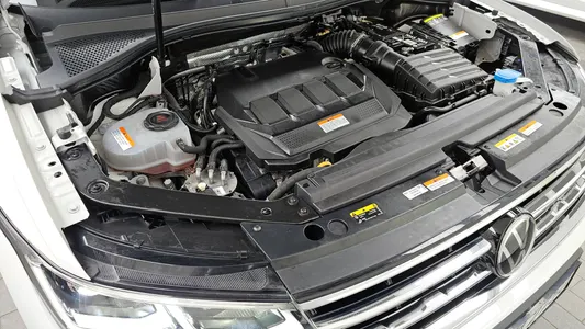 Volkswagen 2 2.0 TDI 2024 6