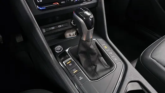 Volkswagen 2 2.0 TDI 2024 9