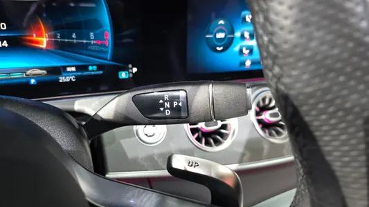 Mercedes-Benz AMG GT 4 43 4MATIC+ 2024 9