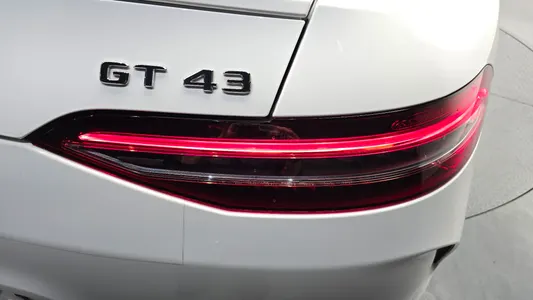 Mercedes-Benz AMG GT 4 43 4MATIC+ 2024 23