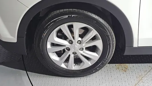 KG Mobility 티볼리 아머 VX 2WD 2018 5