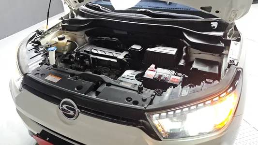 KG Mobility 티볼리 아머 VX 2WD 2018 6