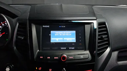 KG Mobility 티볼리 아머 VX 2WD 2018 14