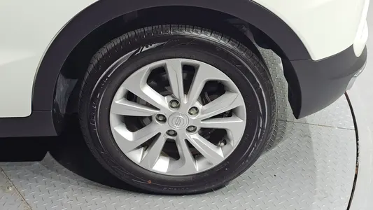 KG Mobility 티볼리 아머 VX 2WD 2018 21