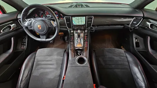 Porsche 파나메라 4.8 GTS 2013 7