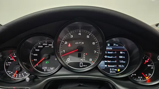 Porsche 파나메라 4.8 GTS 2013 8