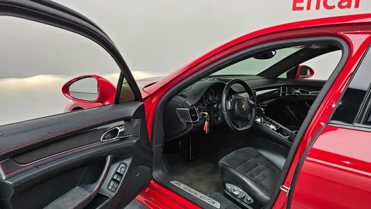 Porsche 파나메라 4.8 GTS 2013 10
