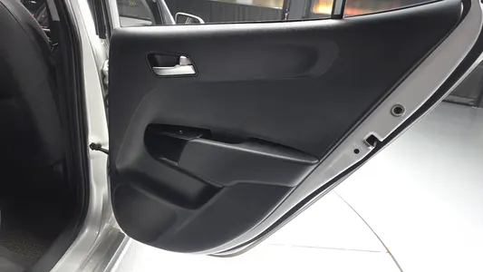 Kia (JA) 2021 25