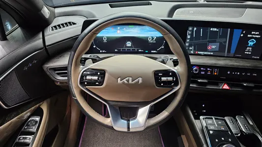 Kia K8 2.5 2WD 2023 13