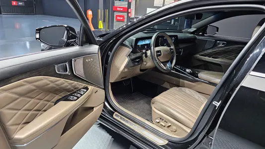 Kia K8 2.5 2WD 2023 10