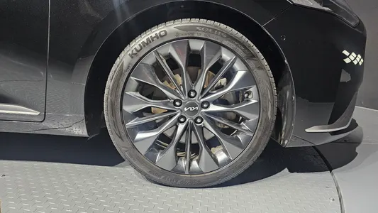 Kia K8 2.5 2WD 2023 21