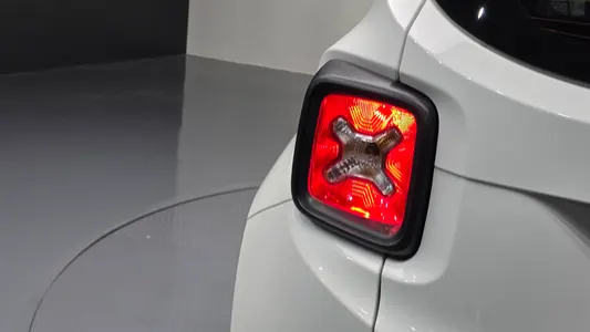 Jeep 레니게이드 2.4 2021 23