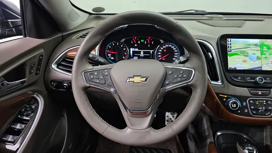 Chevrolet 말리부 1.5 LTZ 2017 14