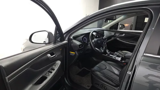 Hyundai TM 2.0T 2WD 2018 10