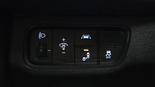 Hyundai TM 2.0T 2WD 2018 17