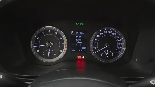 Hyundai Venue 1.6 2021 8