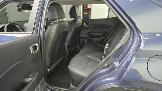 Hyundai Venue 1.6 2021 11