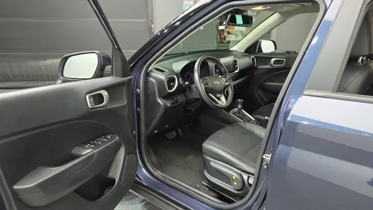 Hyundai Venue 1.6 2021 10