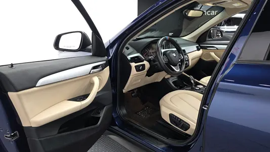 BMW X1 (F48) xDrive 20d 2018 10