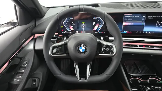 BMW 5 Series (G60) 530i xDrive M 2025 13
