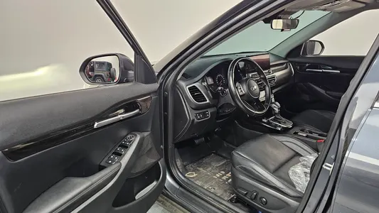 Kia Seltos 1.6 2WD 2020 10