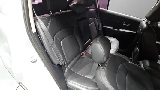 Kia R 2WD 2014 12