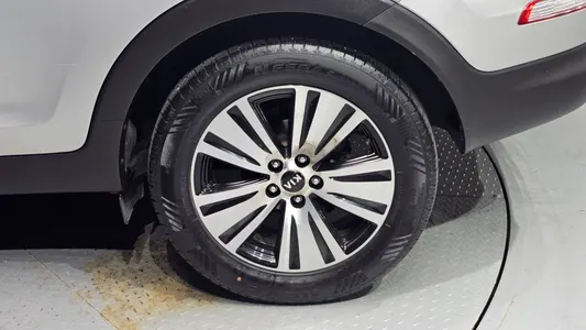 Kia R 2WD 2014 21