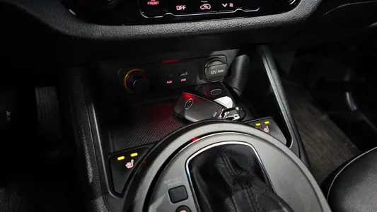 Kia R 2WD 2014 28