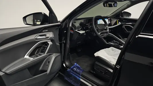 Audi Q5 (80A) 40 TFSI S Line 2025 9