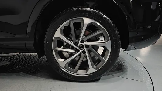 Audi Q5 (80A) 40 TFSI S Line 2025 21