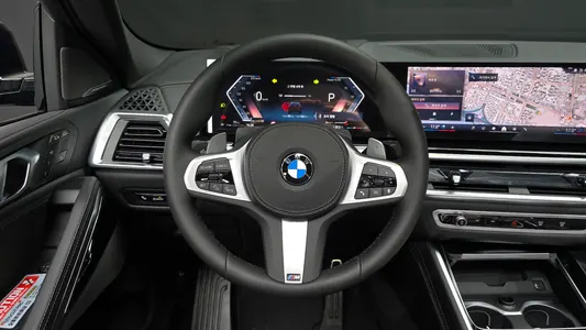 BMW X6 (G06) xDrive40i M 2025 13