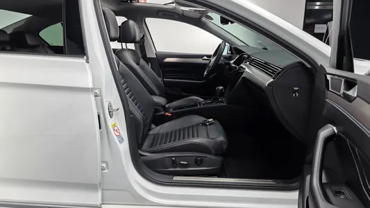 Volkswagen GT(B8) 2.0 TDI 2021 26