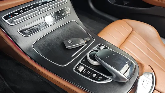 Mercedes-Benz E-Class W213 E220d 2018 16