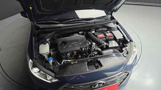 Hyundai AD 1.6 e-VGT 2016 6