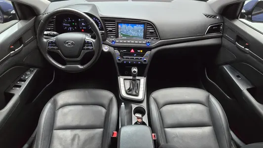 Hyundai AD 1.6 e-VGT 2016 7
