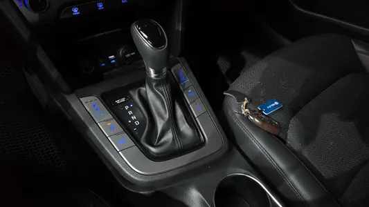 Hyundai AD 1.6 e-VGT 2016 9