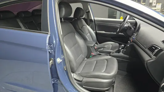 Hyundai AD 1.6 e-VGT 2016 12