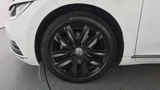 Volkswagen 아테온 2.0 TDI 2019 5