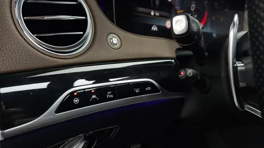 Mercedes-Benz S-Class W222 S63 AMG 4MATIC+ 2018 29