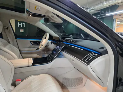 Mercedes-Benz S-Class W223 AMG S63 E 4MATIC 2025 4