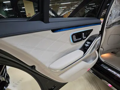 Mercedes-Benz S-Class W223 AMG S63 E 4MATIC 2025 13
