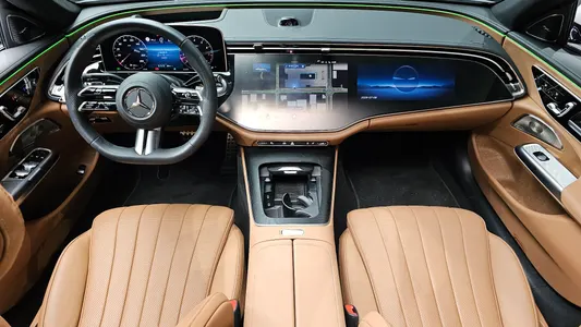 Mercedes-Benz E-Class W214 E300 4MATIC AMG Line 2024 7