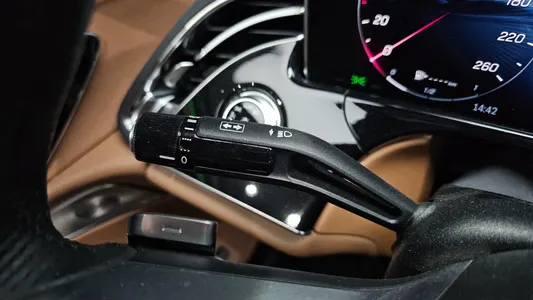 Mercedes-Benz E-Class W214 E300 4MATIC AMG Line 2024 30