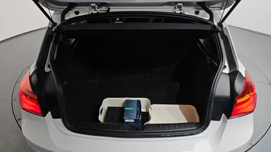 BMW 1 Series (F20) 118d 5 2019 16