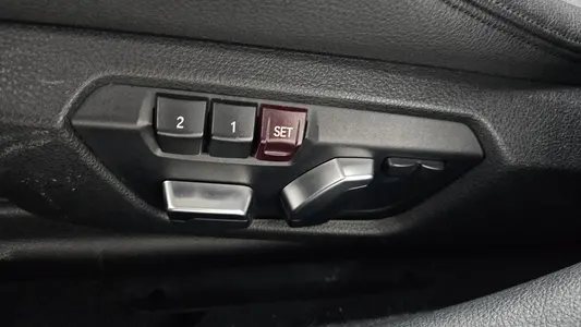 BMW 1 Series (F20) 118d 5 2019 30