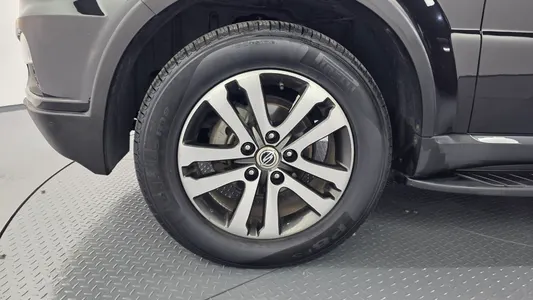 KG Mobility W 2.0 4WD RX7 2014 5